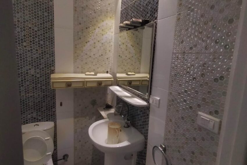 e65849d2-2ace-4195-bb79-56d48f418bc0