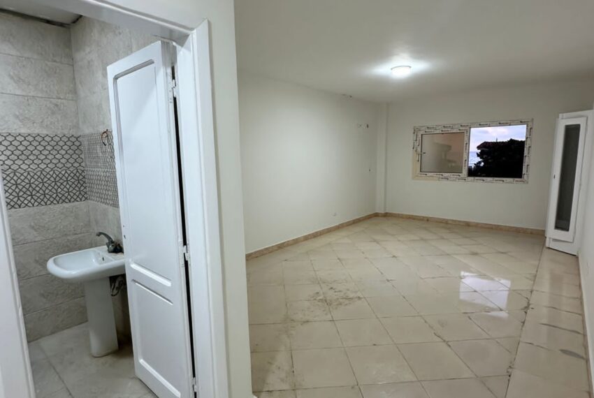 995e0492-b470-4c62-8bac-a5fe7059d43e