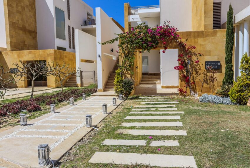 fab864c9-3b94-4c4d-8833-1f6ca5f1861d