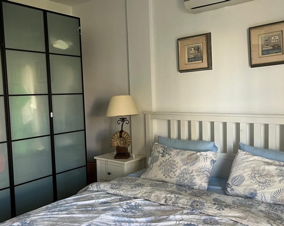 d98b8c7a-c3b5-4081-9abb-8ec8c867f870